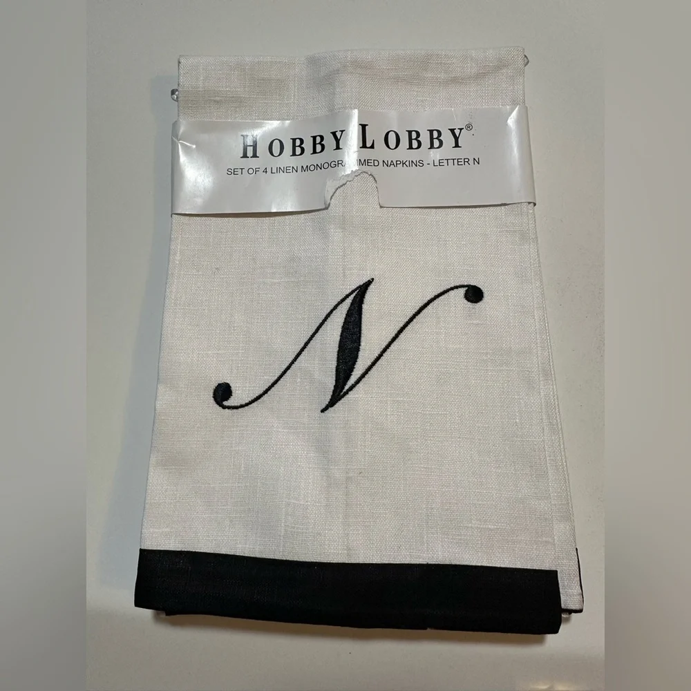 NEW Hobby Lobby Monogrammed Linen Napkins “N” Black White Set Of 4 Formal Party
